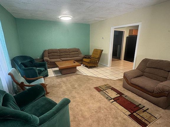 4th image of 510 N 4th St