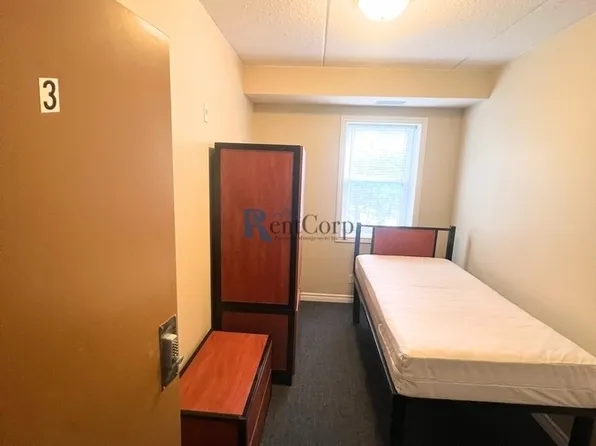 101 Lester St Unit 3, Waterloo, ON N2L 3W6