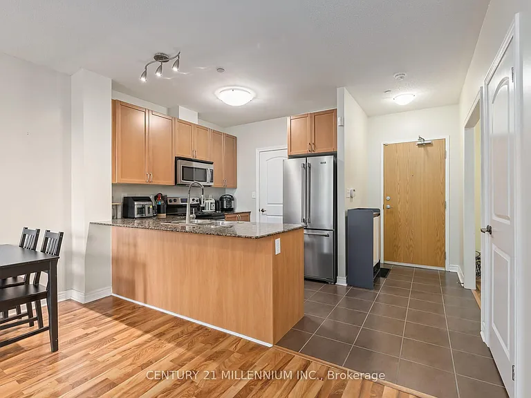 383 Main St E #107 — Photo 5