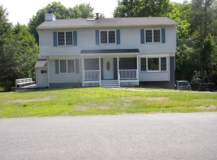 4 Zabriskie Ct, Red Hook, NY 12571