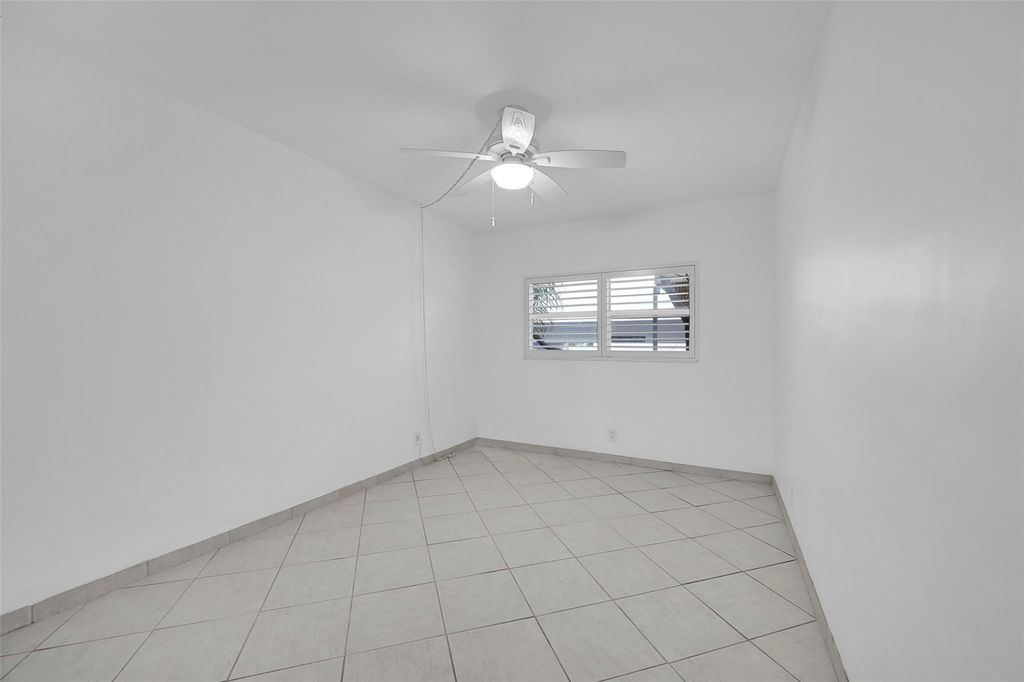 1300 N Ocean Blvd APT 201, photo 9