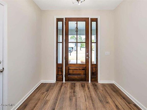 5th image of 156 Wellington Pl
