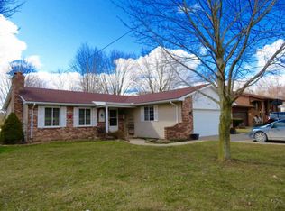 416 Bellers Ct, Ypsilanti, MI 48198