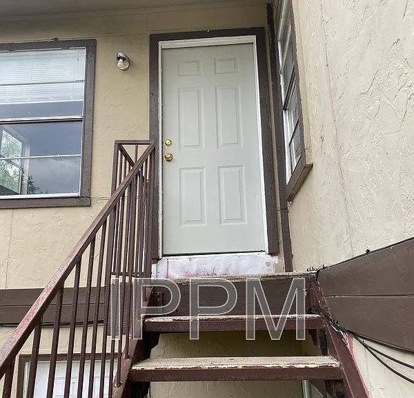 910 E Adams Ave #12A — Photo 1