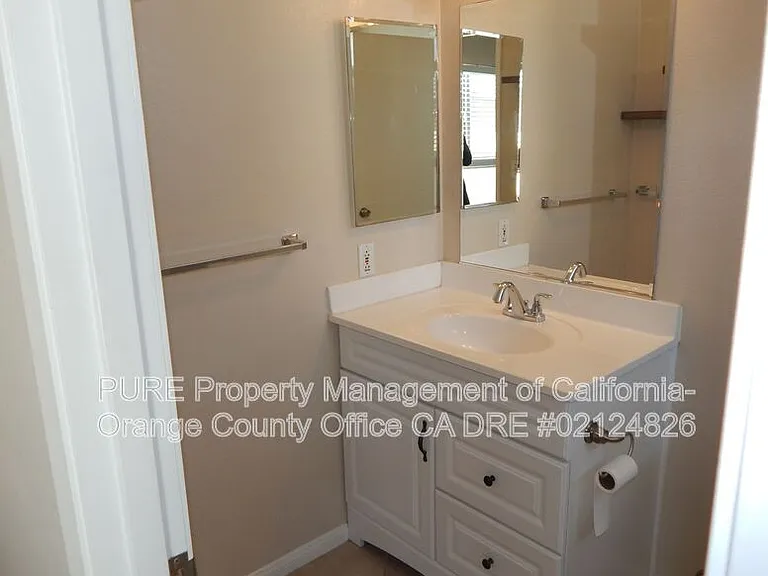 16972 Hoskins Ln #5 — Photo 22