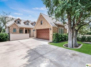 585 Carriage House, Spring Branch, TX 78070