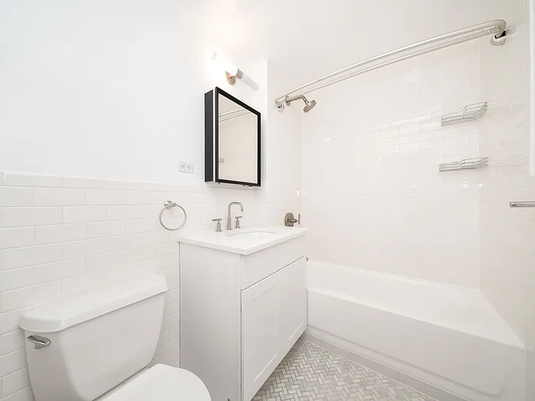 75-25 153rd St #444 — Photo 9