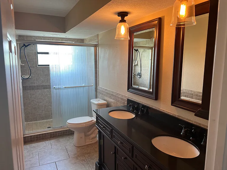 8015 Sycamore Dr — Photo 20