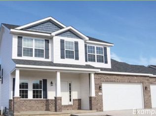 1208 Monday Ct, Chatham, IL 62629