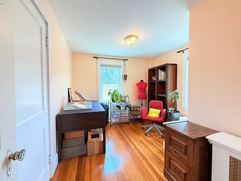 139 Oakdale Rd — Photo 30