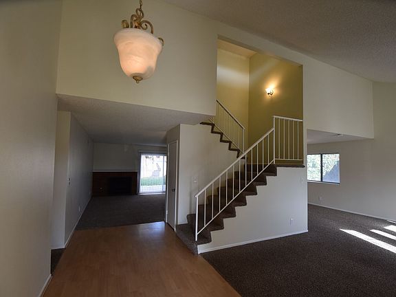 2nd image of 690 Rowland Ave