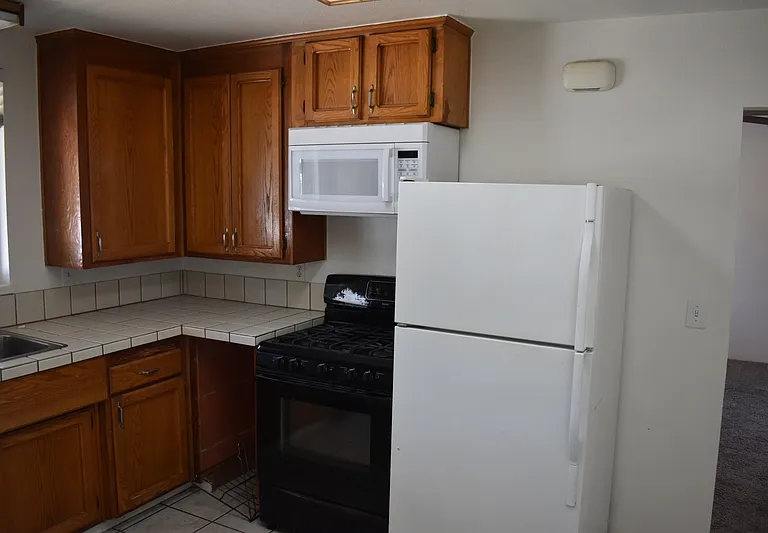 1333 Frank Ave — Photo 10