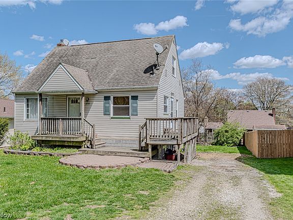 2nd image of 2757 Otter Dr