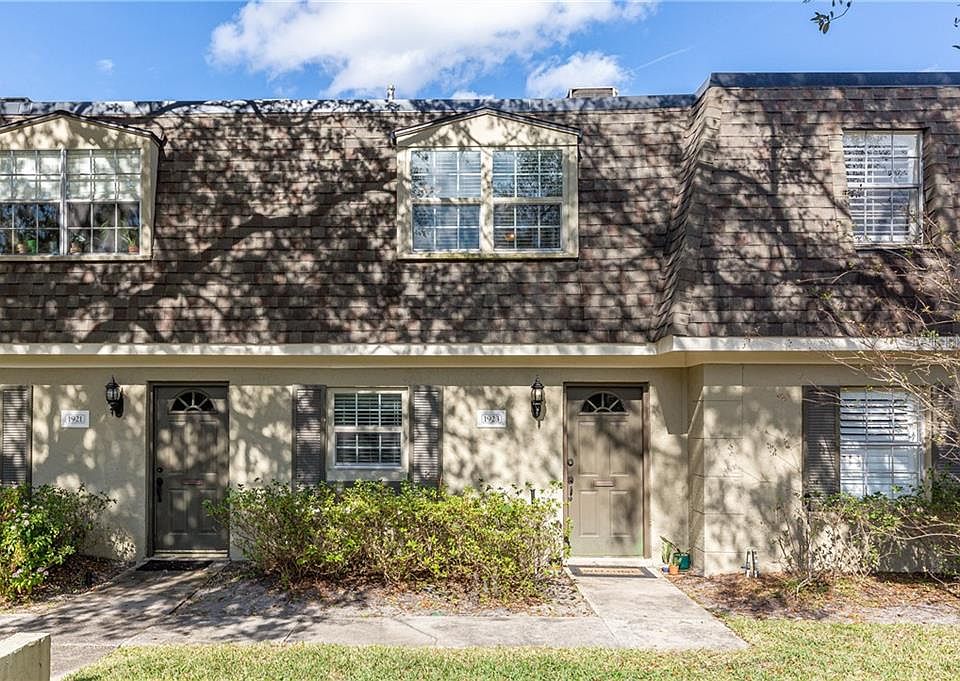 1st image of 1923 Woodcrest Dr #3