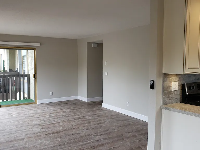 Villa Capri Apartments — Photo 9