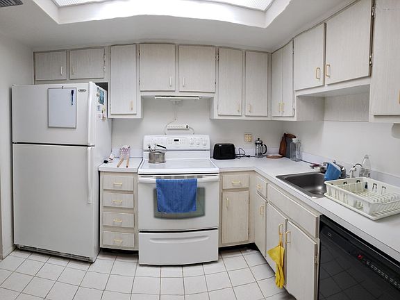 2nd image of 1019 Ashley Ave