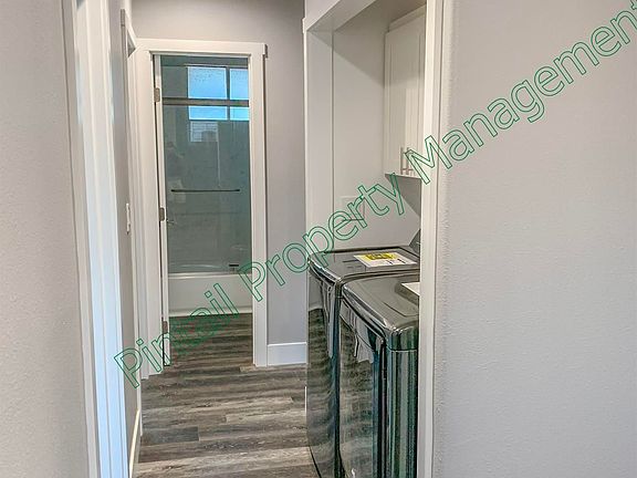 3rd image of 756 N 11th St