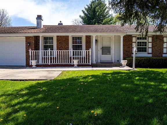 3rd image of 3328 Canterbury Ln
