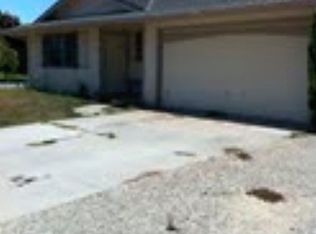 1 Victor Cir, Salinas, CA 93907
