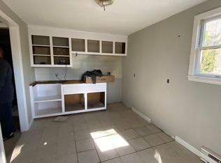 660 Opening Hill Rd #B, Madison, CT 06443