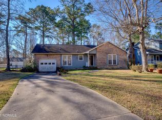 317 Southwest Dr, Jacksonville, NC 28540