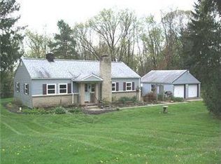 9500 Woodcrest Rd, Pittsburgh, PA 15237