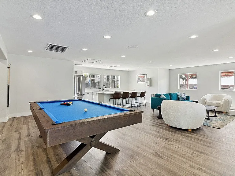 Loma Vista — Photo 31