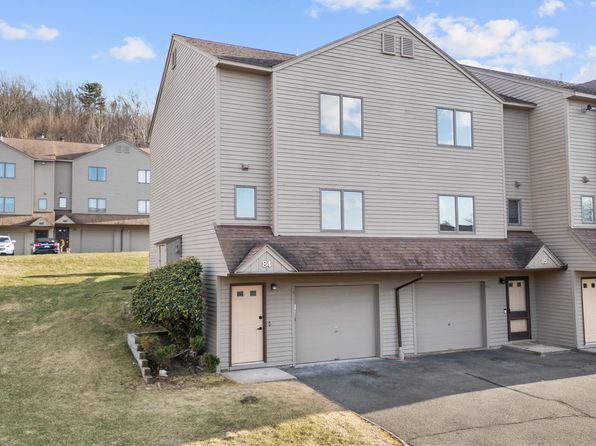 489 Wolcott St APT 84, Bristol, CT 06010