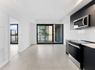 1606 Charles St #601, Whitby, ON L1N0P1