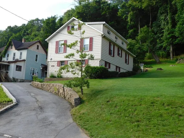335 Southmont Blvd, Johnstown, PA 15905