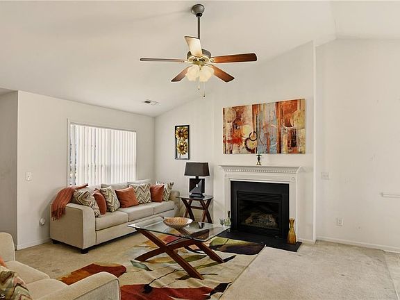 4th image of 5812 Huckleberry Ct