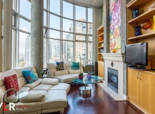 189 Davie St #1705, Vancouver, BC V6Z 2X9
