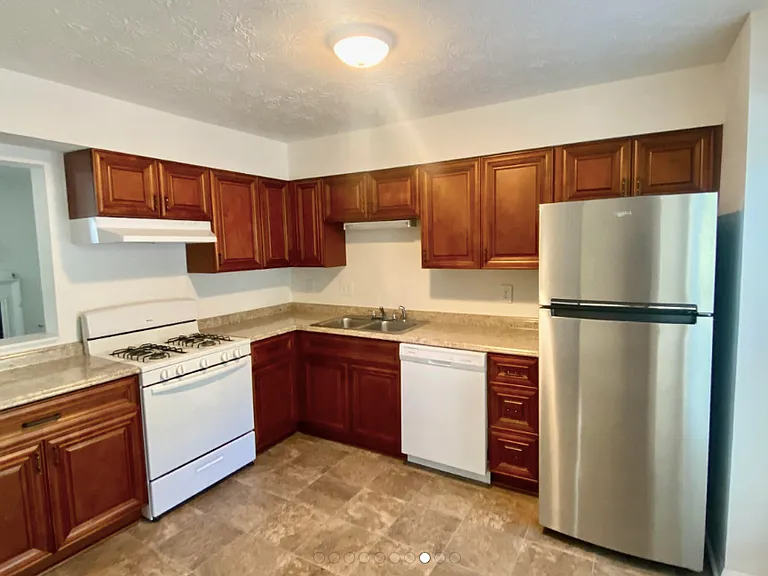 2944 Aspen Woods Entry — Photo 4