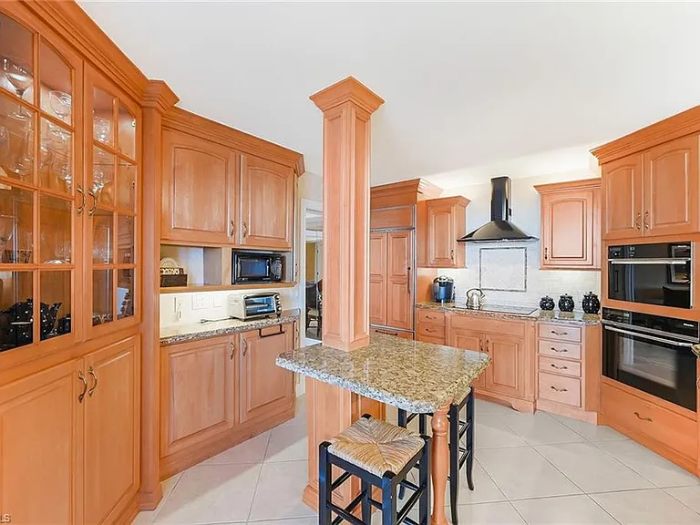 4005 Gulf Shore Blvd N #607 — Photo 8