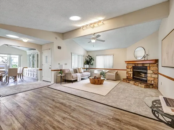 3462 Don Jose Dr, Carlsbad, CA 92010