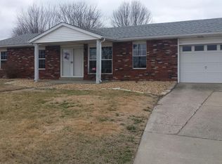 3012 Mockingbird Ln, Granite City, IL 62040