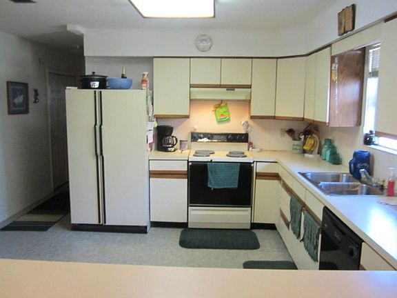 2nd image of 2047 Borinquen Ln