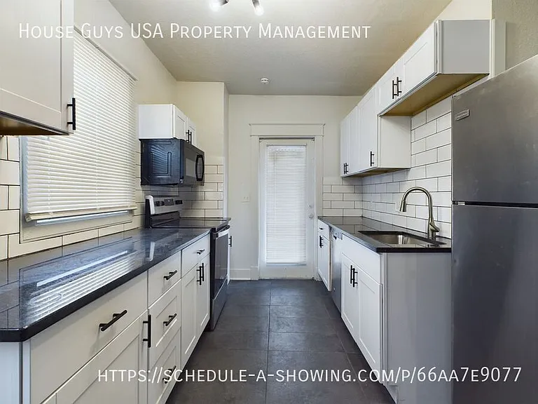 3939 Troost Ave — Photo 1
