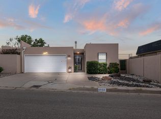 6932 Kiowa Ave NE, Albuquerque, NM 87110