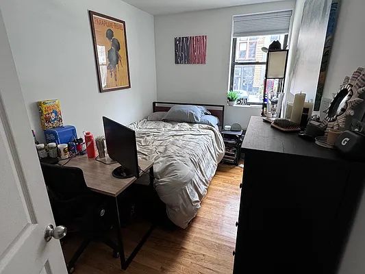 Rented by J PRESTON AND ASSOCIATES INC | media 6