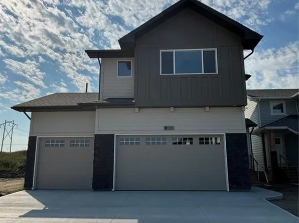 266 Kostiuk CRESCENT, Saskatoon, SK S7V 2A3