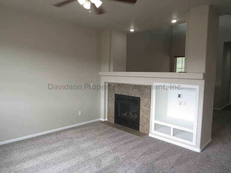 1791 Riverwalk Pkwy — Photo 5