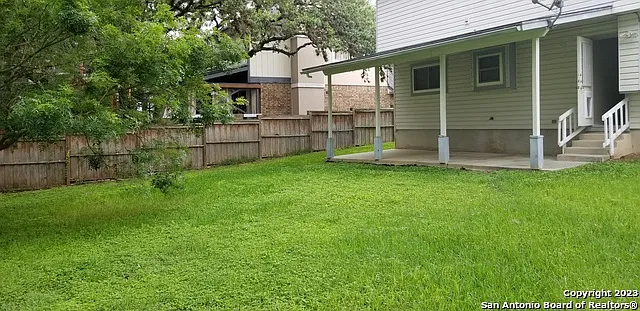 4 bed, 2.5 bath, 2295 sqft, $1,850 — Photo 3
