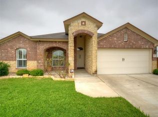 240 Coal Dr, Jarrell, TX 76537