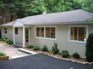 70 Truman Blvd, Oakland, NJ