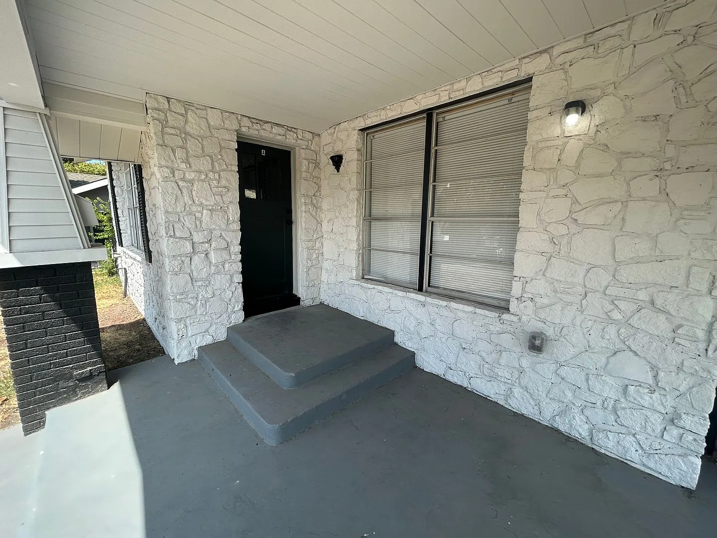1245 Kayton Avenue — Photo 3