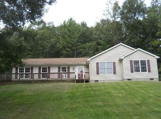 138 Shellman Ct, Cool Ridge, WV 25825
