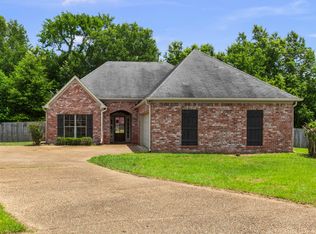 113 Dundee Cv, Clinton, MS 39056