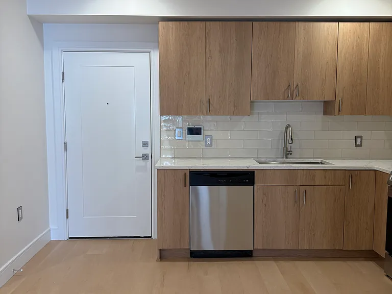 627 Valley Rd #B — Photo 12