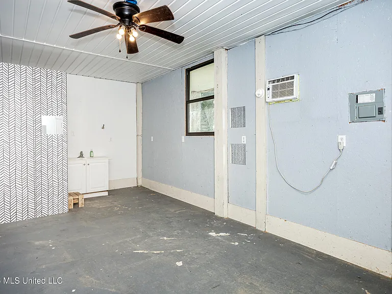 5513 Sioux Dr — Photo 48